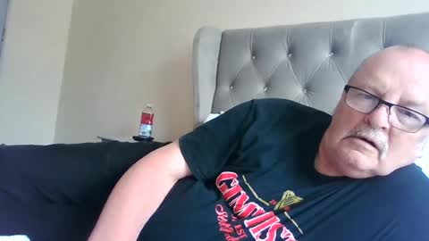 old_fkrr_ online show from June 16, 2026, 1:14 pm