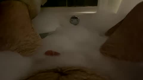 Snapshot of oldbones2 chatting on January 5, 2025, 1:56 am oldbones2 online show from January 5, 2025, 1:56 am