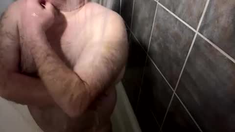 Snapshot of oldbones2 chatting on April 6, 2026, 12:52 am oldbones2 online show from April 6, 2026, 12:52 am