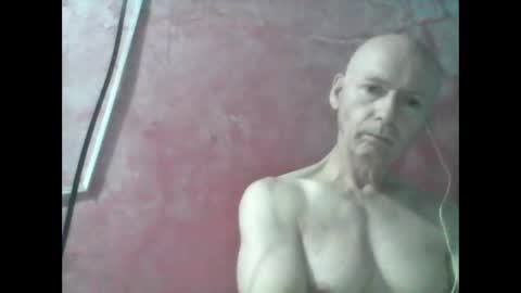 oldbuthorny62 online show from May 18, 2026, 12:51 am