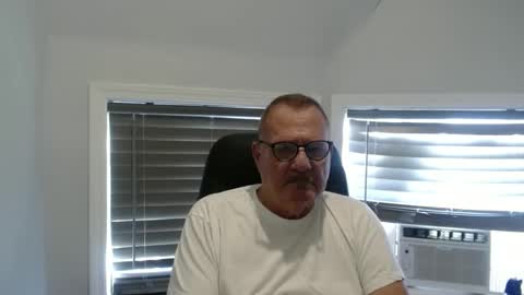 oldguybigd online show from September 9, 2025, 11:26 pm