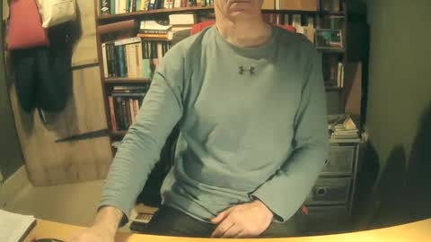 oldhairybastard online show from January 1, 2025, 8:13 am