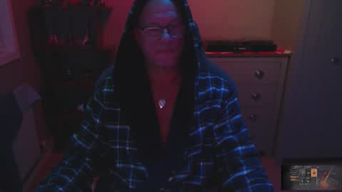 Snapshot of oldveteranuk chatting on October 28, 2025, 5:55 am oldveteranuk online show from October 28, 2025, 5:55 am