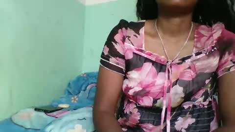 Snapshot of olgaaldy chatting on October 6, 2025, 5:27 am olgaaldy online show from October 6, 2025, 5:27 am