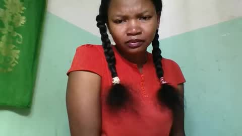 Snapshot of olgaaldy chatting on October 9, 2025, 6:44 am olgaaldy online show from October 9, 2025, 6:44 am