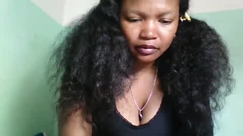 Snapshot of olgaaldy chatting on October 16, 2025, 7:15 pm olgaaldy online show from October 16, 2025, 7:15 pm