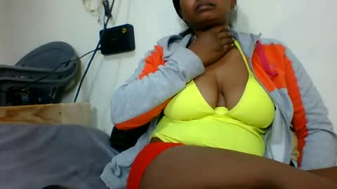 Snapshot of olgaaldy chatting on June 11, 2026, 10:19 pm olgaaldy online show from June 11, 2026, 10:19 pm