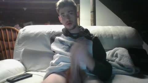 oliboy34 online show from July 16, 2026, 3:56 am