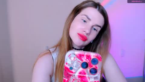Olivia online show from June 23, 2026, 12:36 pm