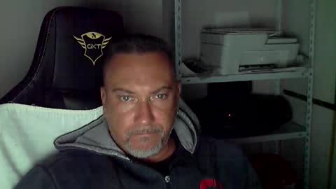 Snapshot of olimpio1230 chatting on October 2, 2025, 4:25 pm olimpio1230 online show from October 2, 2025, 4:25 pm