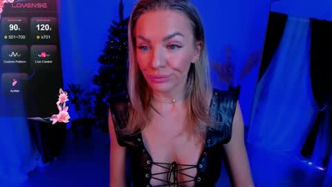 Snapshot of oliva_candy chatting on December 17, 2024, 1:16 pm oliva_candy online show from December 17, 2024, 1:16 pm