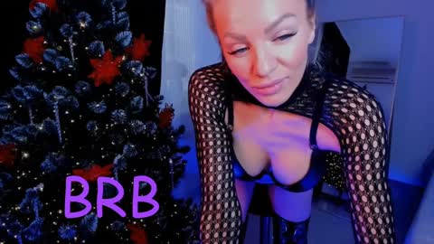 Snapshot of oliva_candy chatting on February 1, 2025, 8:29 am oliva_candy online show from February 1, 2025, 8:29 am