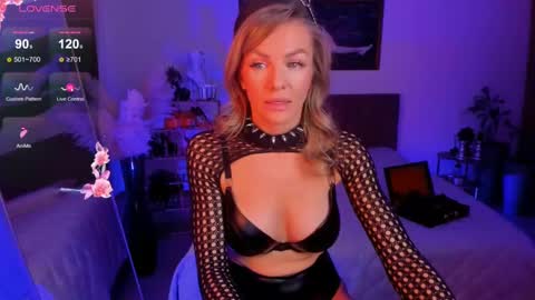 Snapshot of oliva_candy chatting on February 22, 2025, 4:19 pm oliva_candy online show from February 22, 2025, 4:19 pm