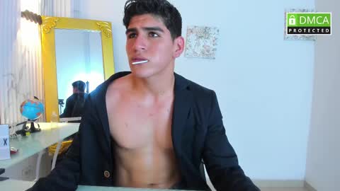 Snapshot of oliver_avella chatting on December 22, 2024, 4:17 am oliver_avella online show from December 22, 2024, 4:17 am