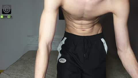 Snapshot of oliver_baker chatting on December 26, 2024, 3:20 pm Oliver Kaen online show from December 26, 2024, 3:20 pm