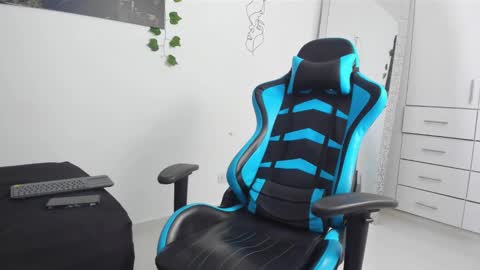 Oliver bray online show from March 2, 2025, 12:31 am