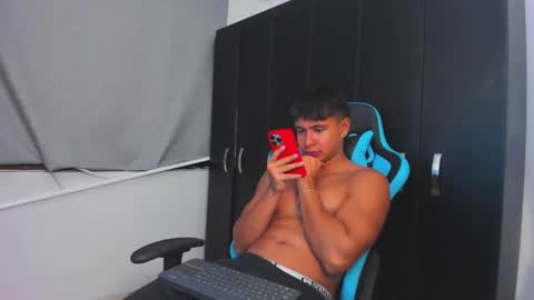 Oliver bray online show from November 22, 2025, 3:05 am