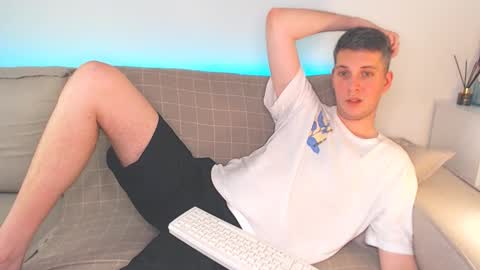 Oliver online show from January 23, 2025, 7:29 pm