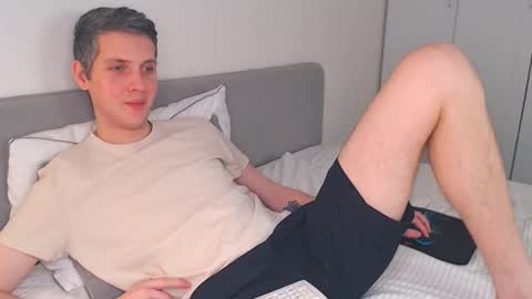 Snapshot of oliver_hort chatting on March 19, 2026, 10:30 am Oliver online show from March 19, 2026, 10:30 am