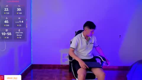 oliveeer online show from January 10, 2026, 6:42 pm