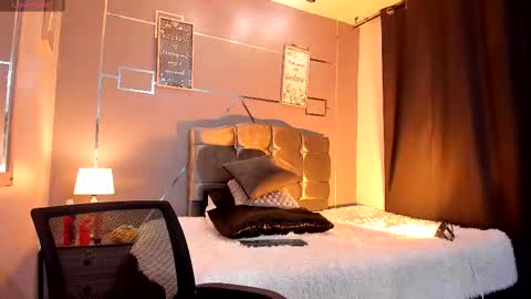 oliver mr  online show from September 16, 2025, 7:26 pm