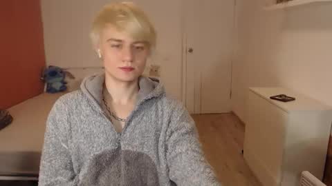 Oliver online show from December 18, 2025, 2:06 am