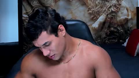 oliver_tommy online show from November 15, 2025, 1:14 am