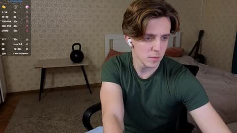 Oliver Evans online show from December 8, 2024, 11:40 pm