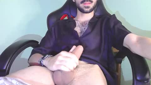 Snapshot of olivereff chatting on February 18, 2026, 2:57 pm Oliver online show from February 18, 2026, 2:57 pm