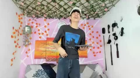 Snapshot of oliverhot_2005 chatting on February 28, 2025, 1:26 am oliverhot_2005 online show from February 28, 2025, 1:26 am