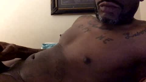 Snapshot of olivertwist1273 chatting on December 30, 2024, 5:58 am olivertwist1273 online show from December 30, 2024, 5:58 am