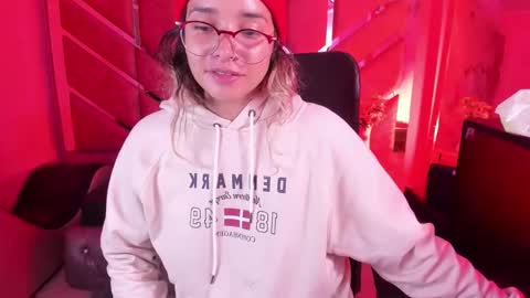  OLIVIA  online show from February 17, 2026, 4:20 am