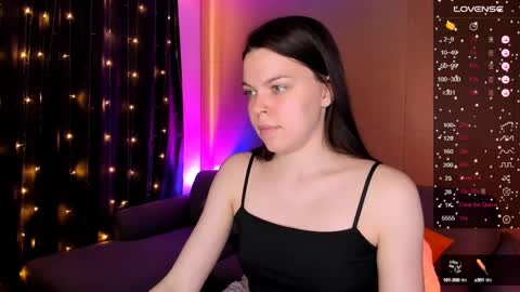 Olivia online show from February 25, 2025, 5:19 am