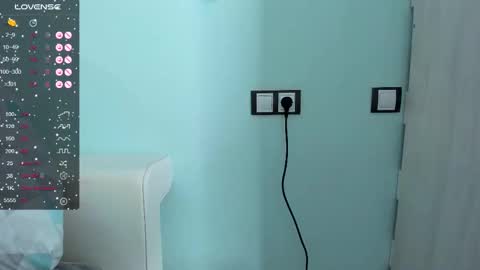 Olivia online show from March 3, 2025, 5:31 am