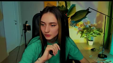 Snapshot of olivia_norton_ chatting on September 22, 2025, 1:57 pm olivia_norton_ online show from September 22, 2025, 1:57 pm