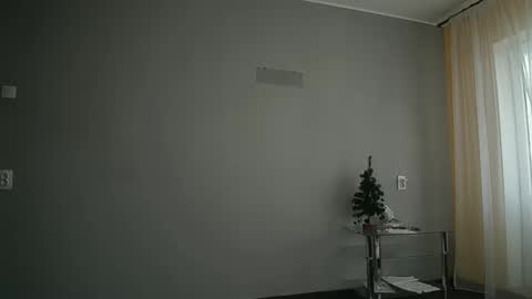 Olivia online show from February 18, 2025, 1:22 pm