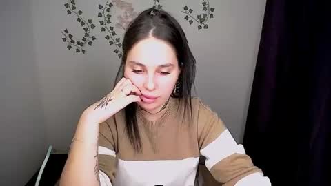 Snapshot of olivia_red_ chatting on July 20, 2026, 8:44 pm Olivia online show from July 20, 2026, 8:44 pm