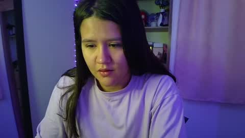 Snapshot of olivia_watson_ chatting on May 9, 2026, 12:10 pm Olivia online show from May 9, 2026, 12:10 pm