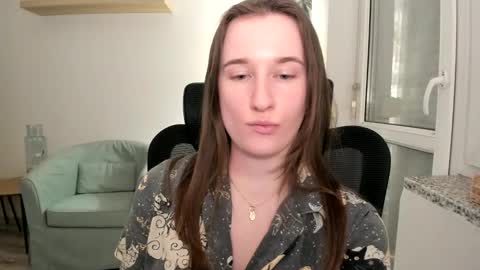 Snapshot of oliviaaa2003 chatting on March 3, 2025, 10:42 pm Oliwiaa2004 online show from March 3, 2025, 10:42 pm