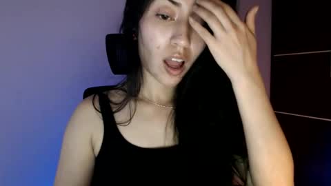 oliviaaa__ online show from September 12, 2025, 9:04 pm