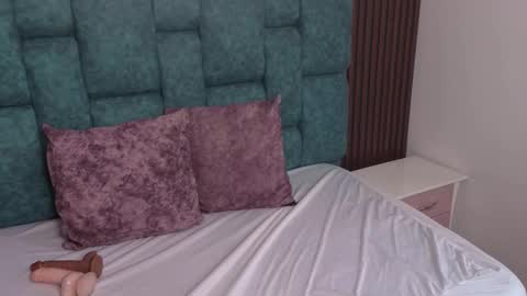 Snapshot of oliviabonnie chatting on February 17, 2026, 7:09 pm oliviabonnie online show from February 17, 2026, 7:09 pm