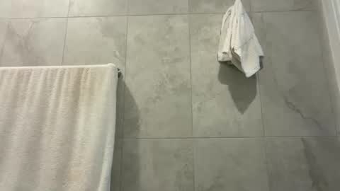 Olivia Brookes online show from November 11, 2025, 8:31 pm