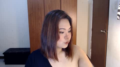 olivia hollywood online show from January 19, 2025, 2:06 pm