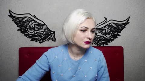 OliviaHorst online show from February 8, 2025, 6:12 am