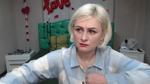 OliviaHorst online show from March 12, 2025, 3:29 pm