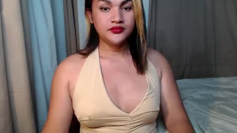 oliviahot22 online show from October 10, 2025, 9:41 am
