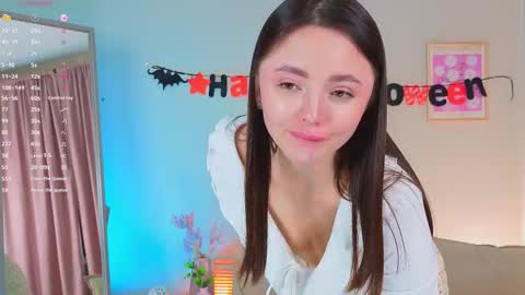 Snapshot of oliviakis chatting on October 28, 2025, 7:23 am Olivia online show from October 28, 2025, 7:23 am