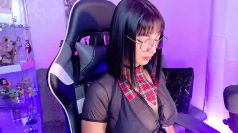 Snapshot of oliviamcneill chatting on March 12, 2025, 12:15 pm Olivia Mcneill online show from March 12, 2025, 12:15 pm