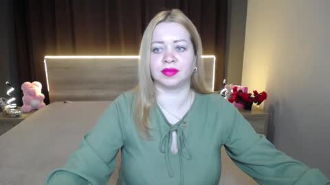 Oliviaverr online show from February 18, 2026, 1:29 pm