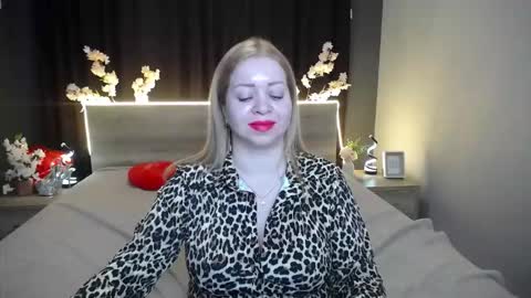 Oliviaverr online show from March 26, 2026, 3:50 pm